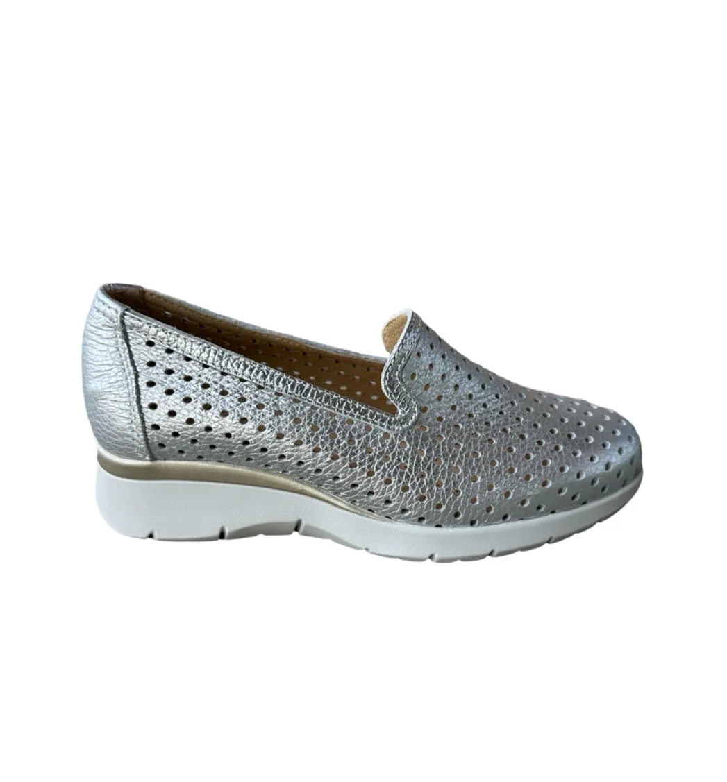 9069 Silver Perforated Leather Slip On