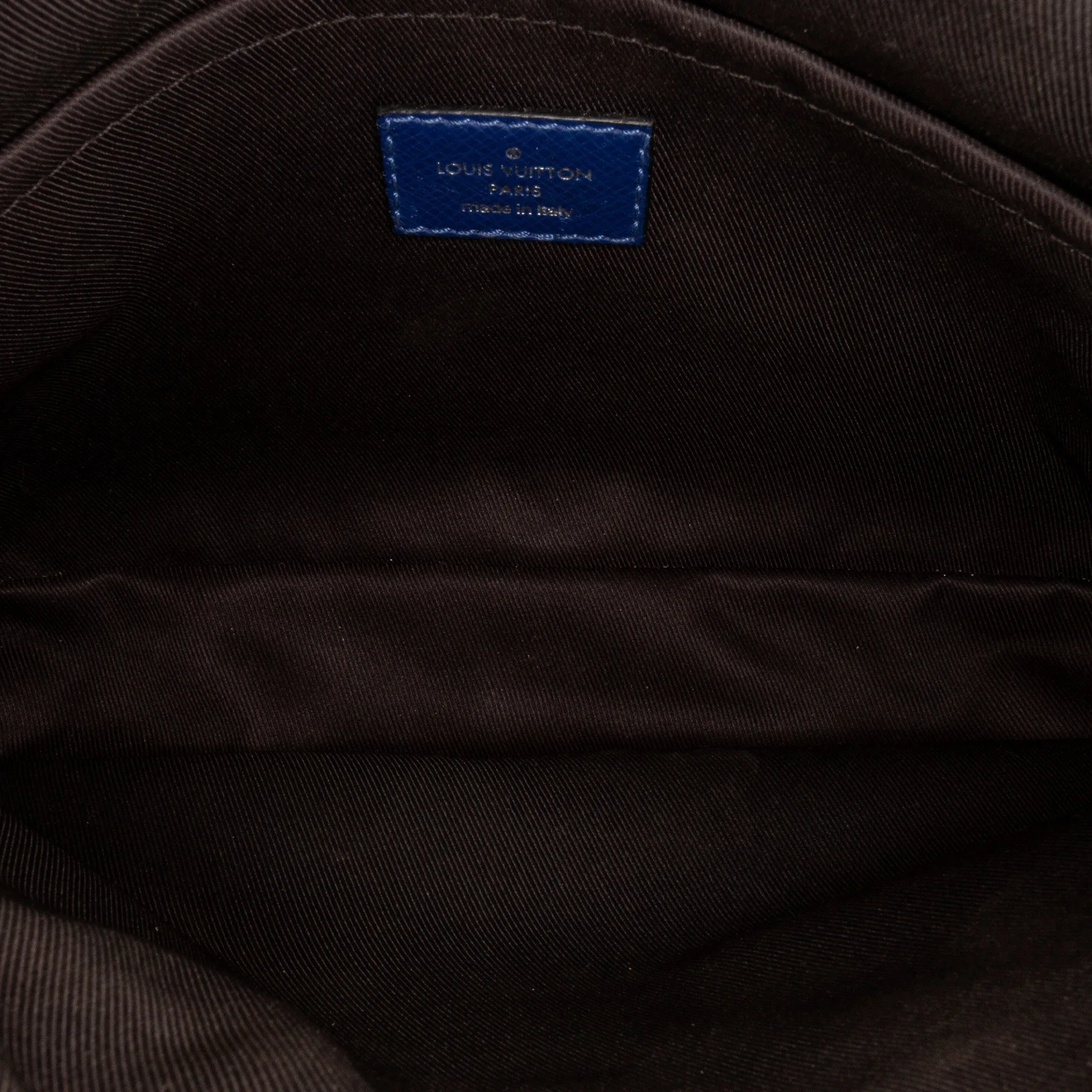 Blue Louis Vuitton Taiga Outdoor Messenger PM Crossbody Bag