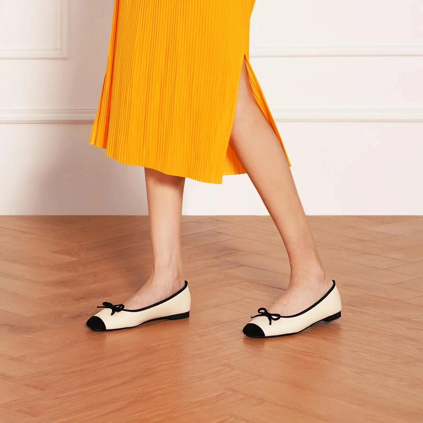 Cap-Toe Ballet Flats (Elena) White