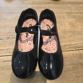 Capezio patent black tap shoes 11