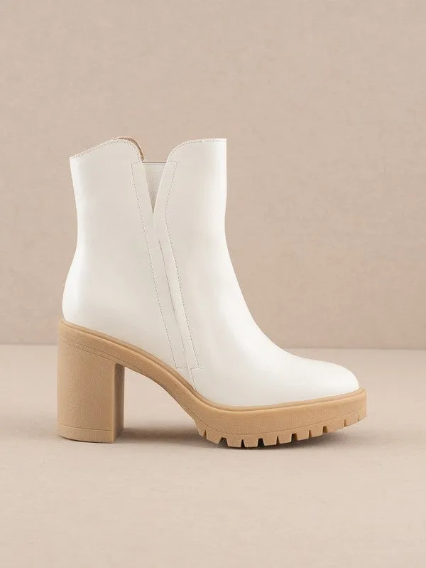 City Girl Chelsea Boots - White