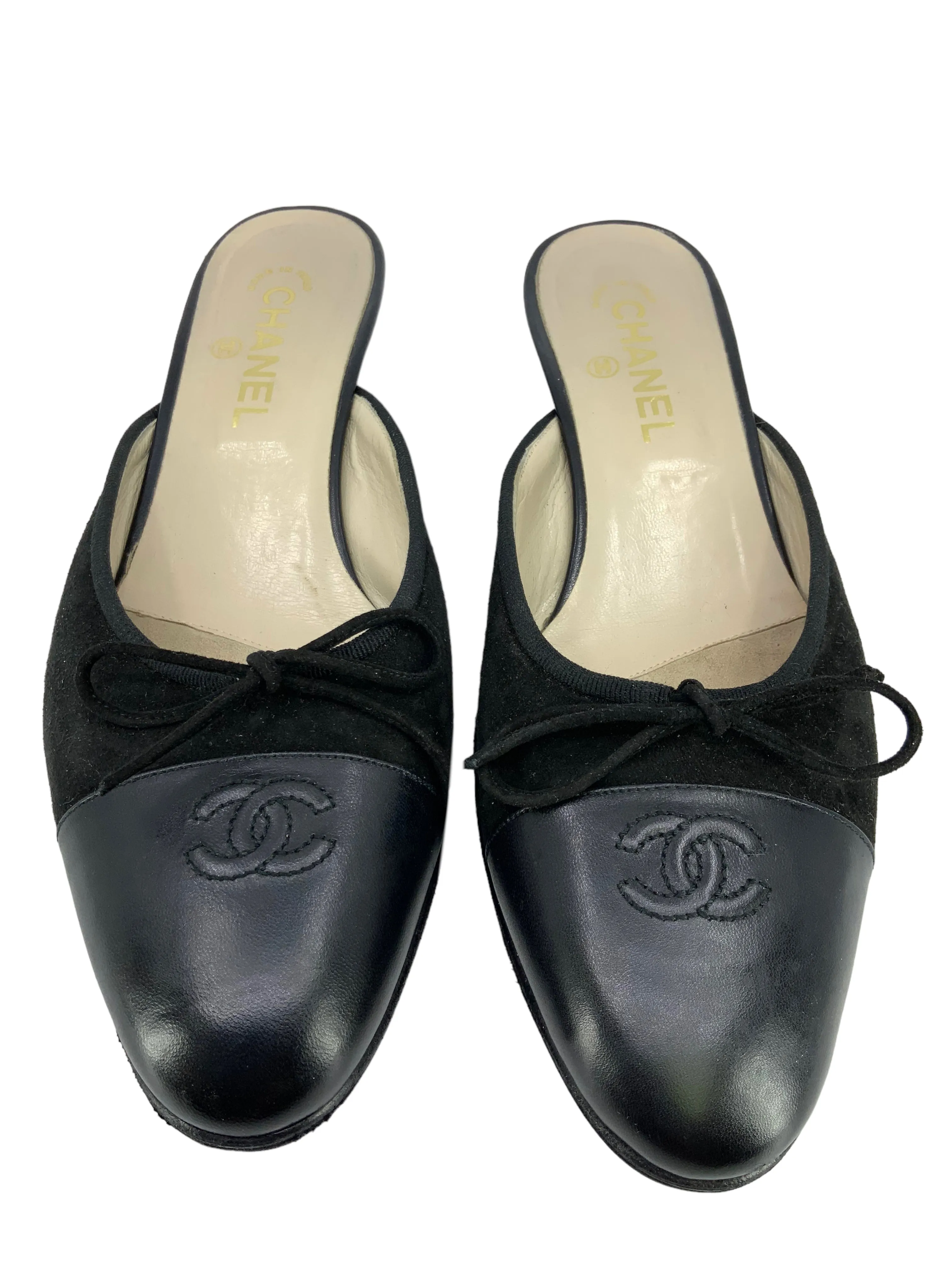 CL Suede and Leather CC Cap Toe Kitten Heel Mules Size 10.5