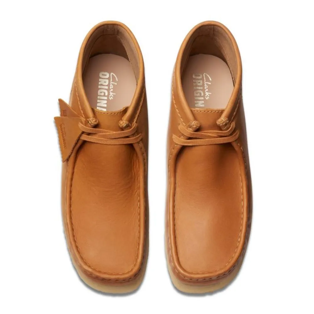 Clarks Men's Wallabee Boot in Mid Tan Leather