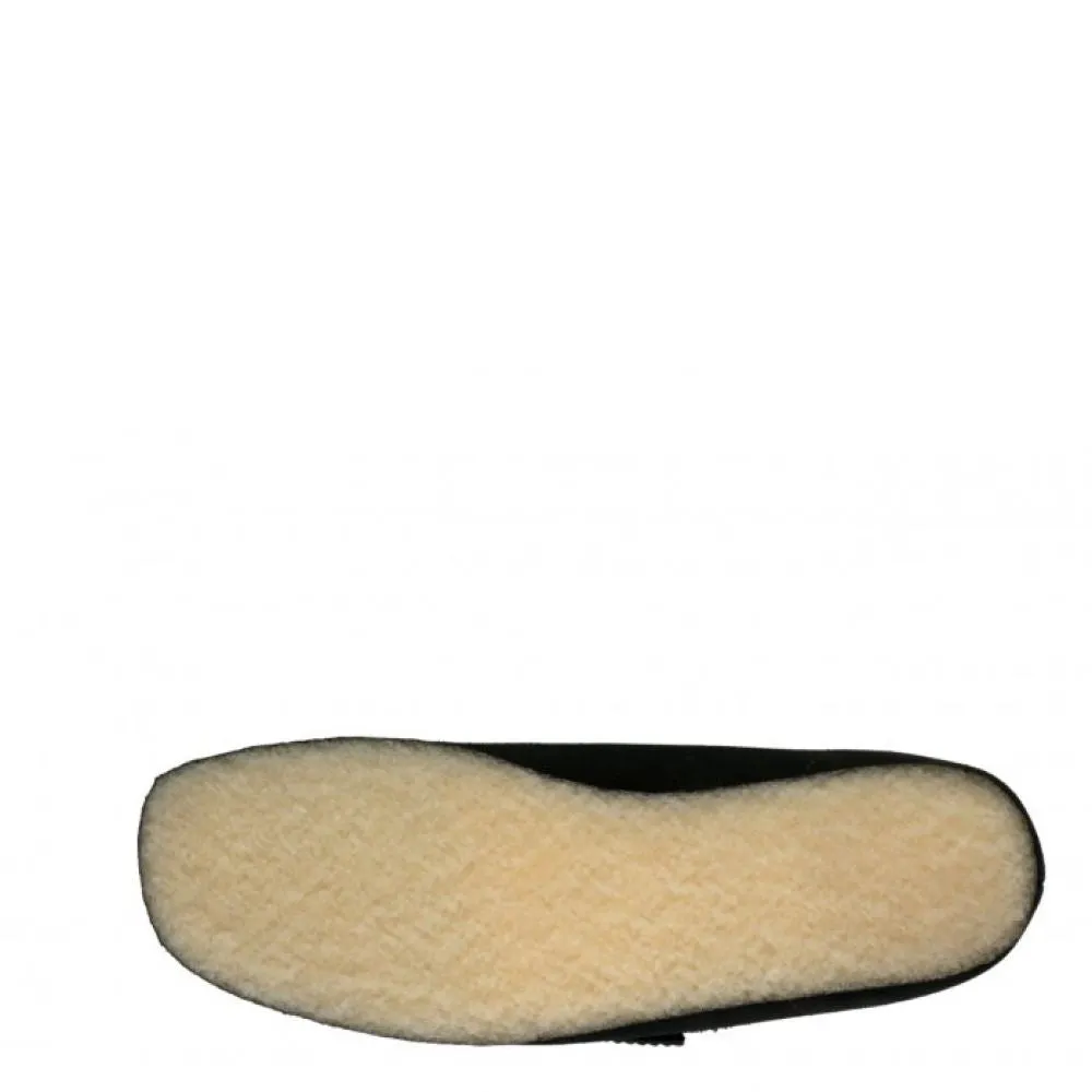Clarks Men's Wallabee in Black Suede