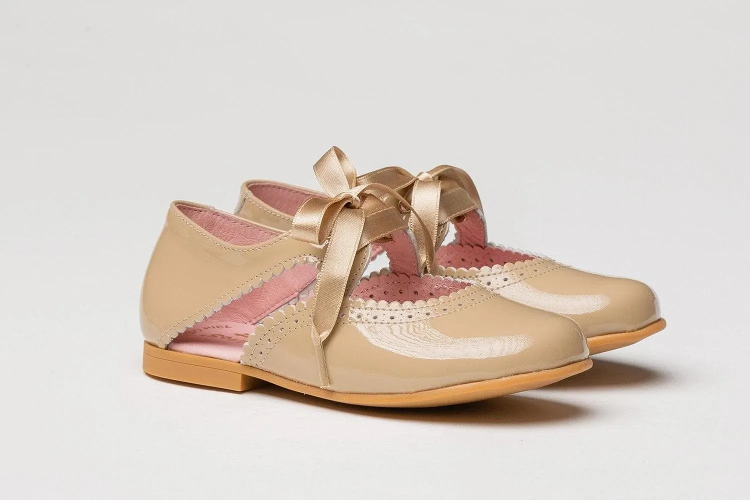 CLEARANCE SALE Angelitos - Girls Patent Leather Girls Shoes CAMEL EU 28