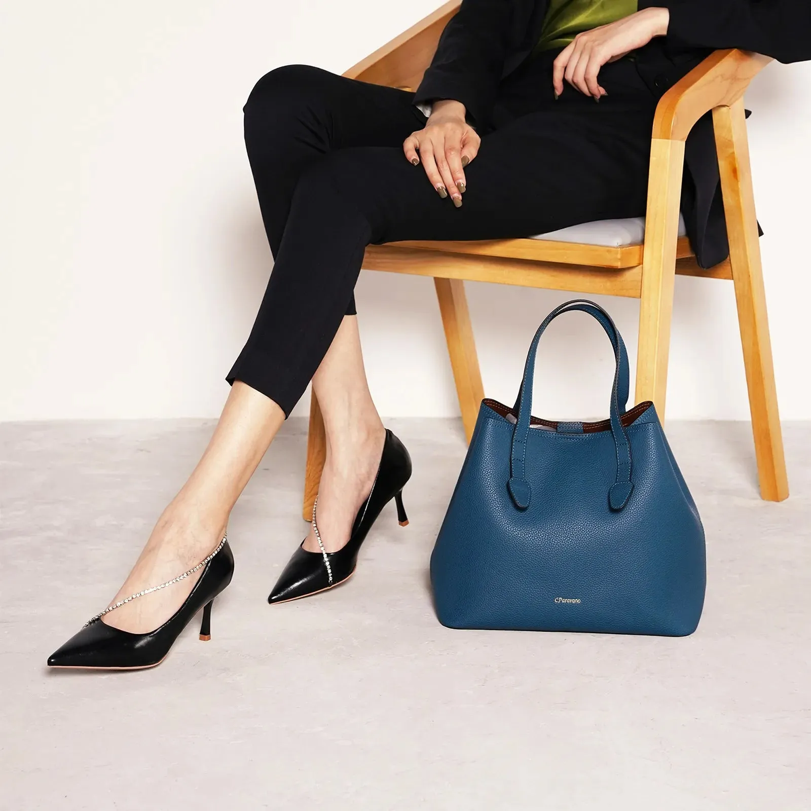 Crystal Chain Pumps (Anna) Black