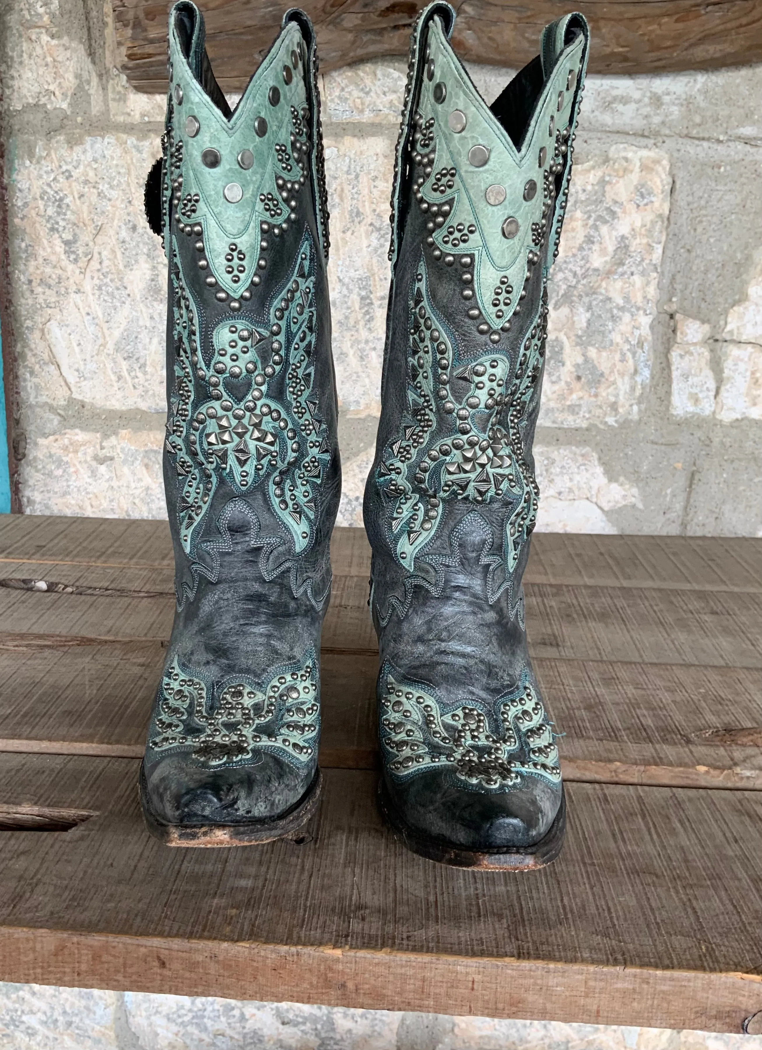 DDR Distressed Turquoise Eagle Boots 8.5