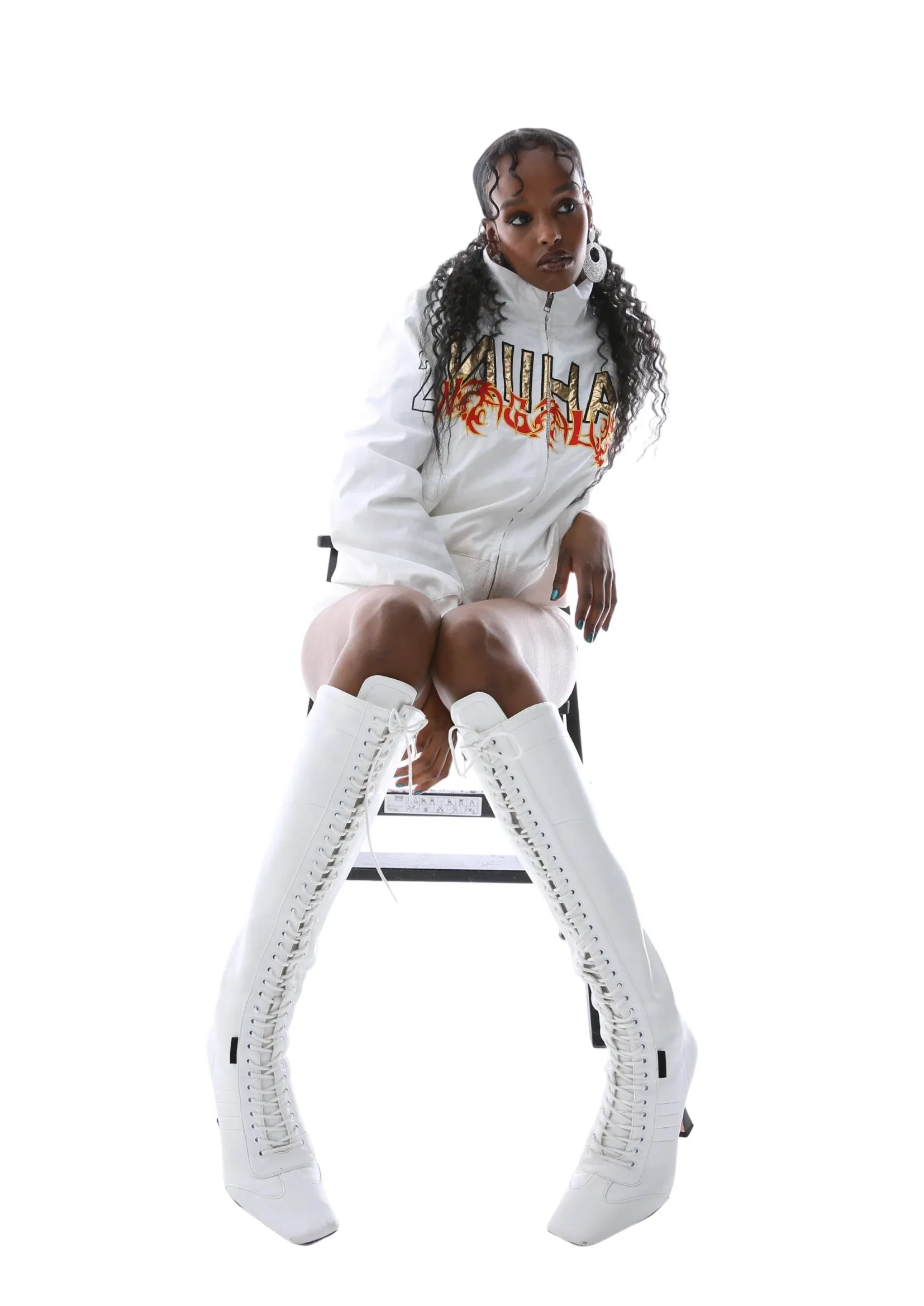 Nii Hai Boxer Boots in White