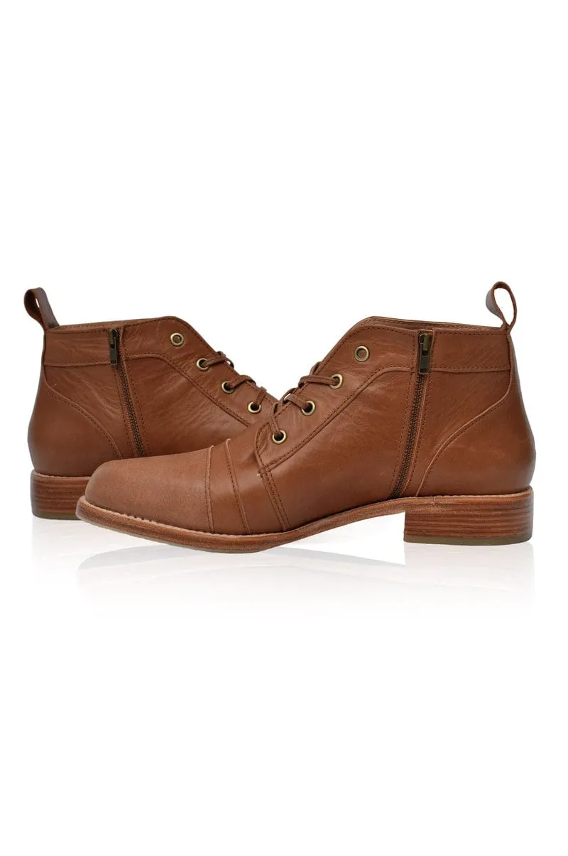 Passage Lace Up Boots in Vintage Camel