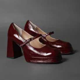 Sure! To better optimize the title of the product Sirmione Bordo for e-commerce, it would be helpful to know what the product is. However, I can suggest a general approach to make the title more descriptive and appealing.

If Sirmione Bordo refers to a type of clothing, for instance, a dress, the optimized title could be:

Elegant Sirmione Bordo Midi Dress – Perfect for Summer Events and Casual Outings

If it refers to a different category like home décor, it could be:

Charming Sirmione Bordo Decorative Pillow – Stylish Accent for Your Living Room

Please provide more details about the product for a more tailored suggestion!